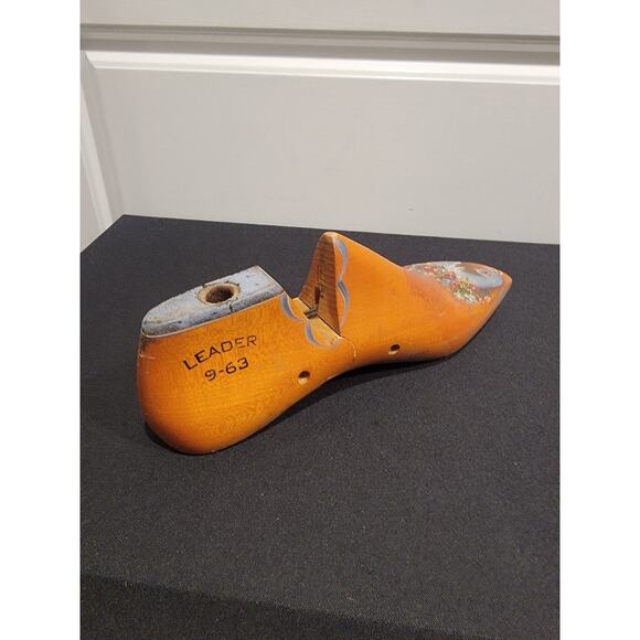 Shoe Form Wood Floral Painted Eclectic Home Decor Dove Art - Picture 6 of 11